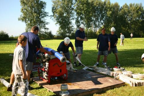 Závody v požárním útoku v Hošťce 20.8.2011